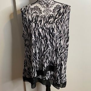 Dressbarn Size 3x Black and White Tank Top